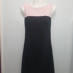Casual sleeveless black dress